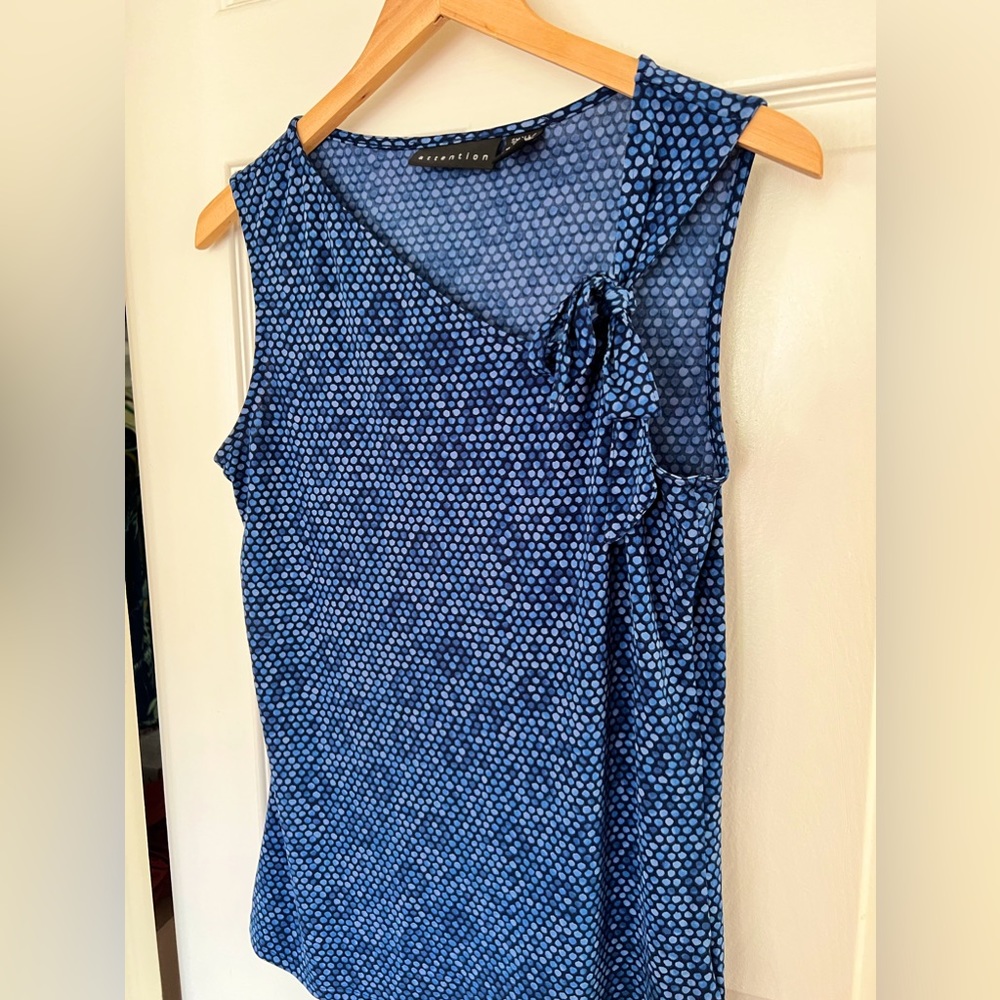 Attention Top| Blue Sleeveless Top | Size S